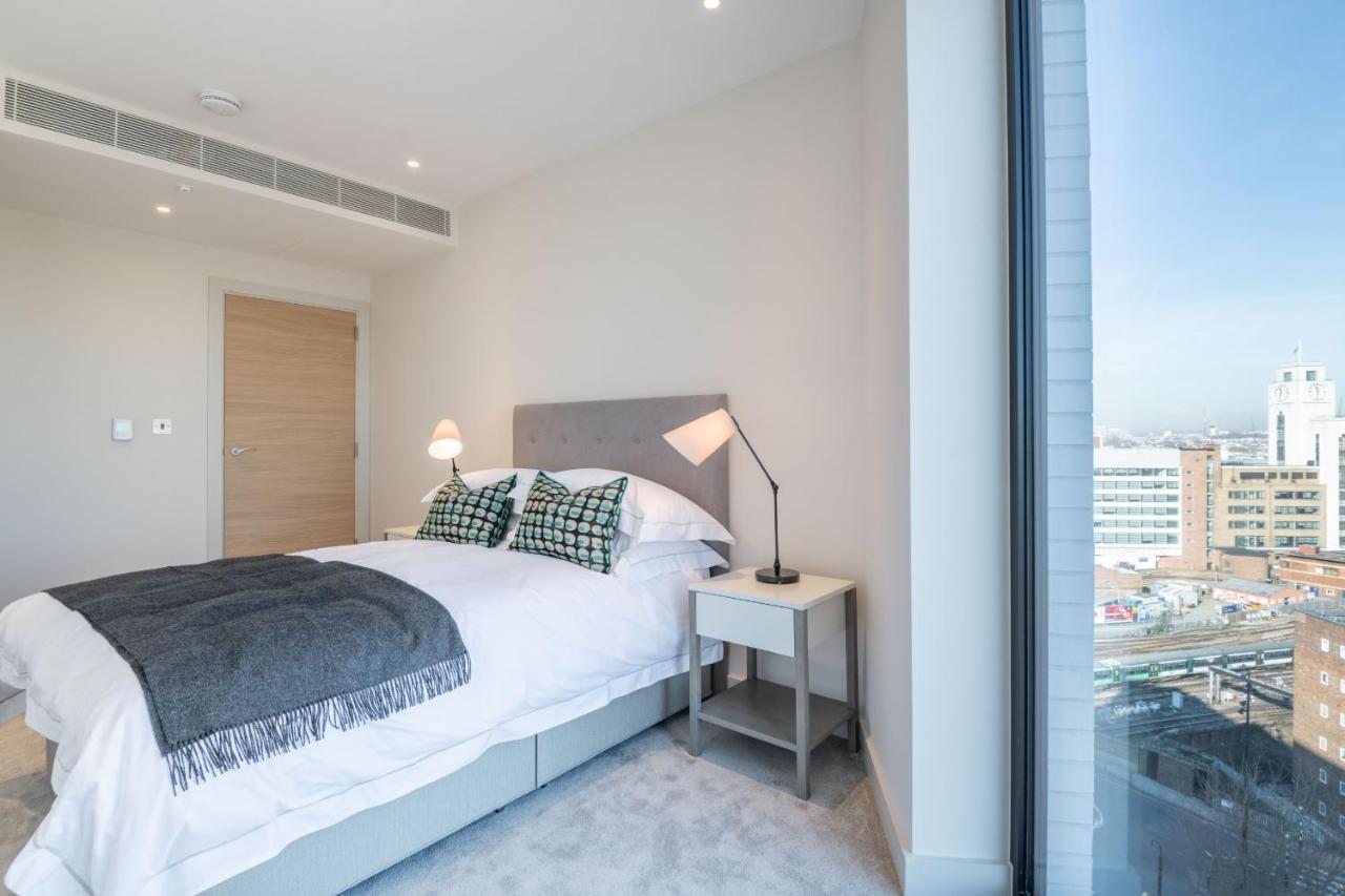 Elegant Victoria Home Close To Sloane Square By Underthedoormat London Exterior foto