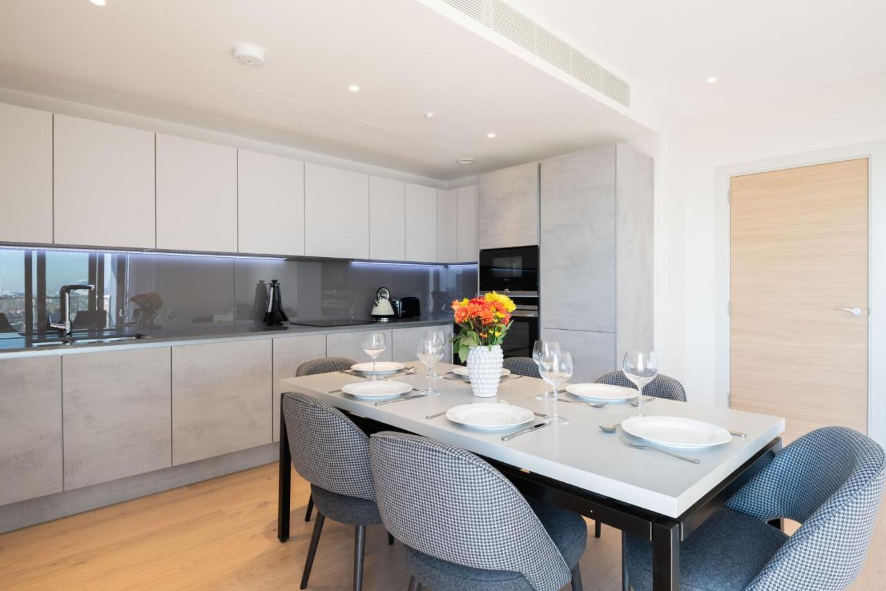 Elegant Victoria Home Close To Sloane Square By Underthedoormat London Exterior foto